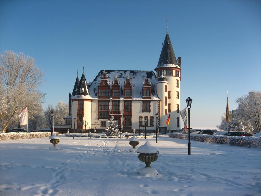 Seehotel Schloss Клинк Экстерьер фото