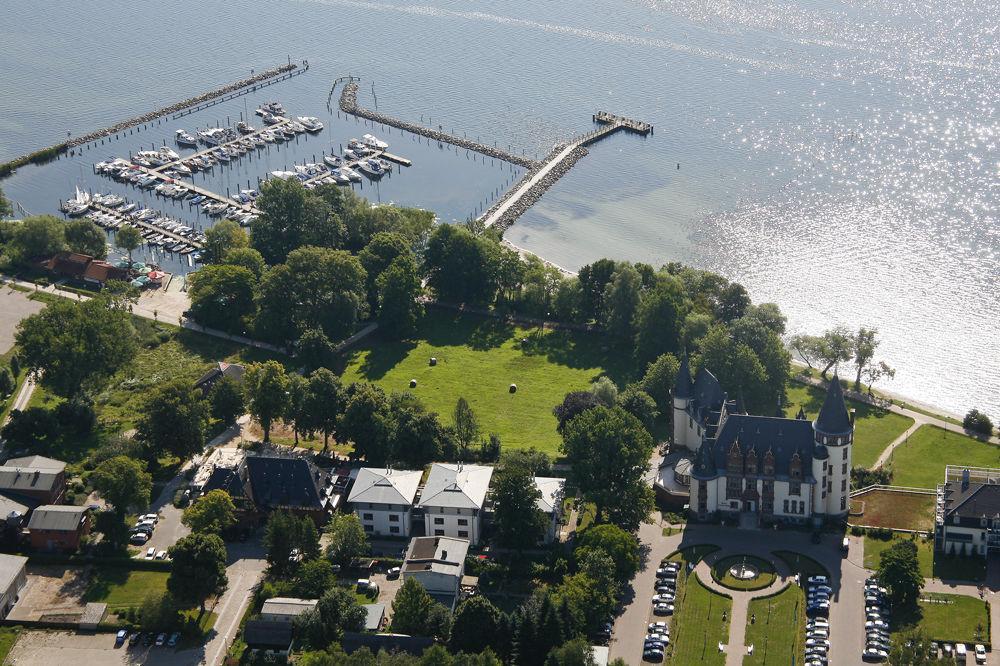 Seehotel Schloss Клинк Экстерьер фото