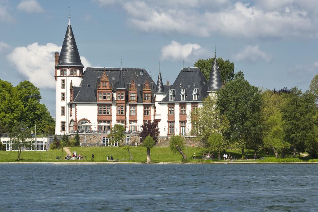 Seehotel Schloss Клинк Экстерьер фото
