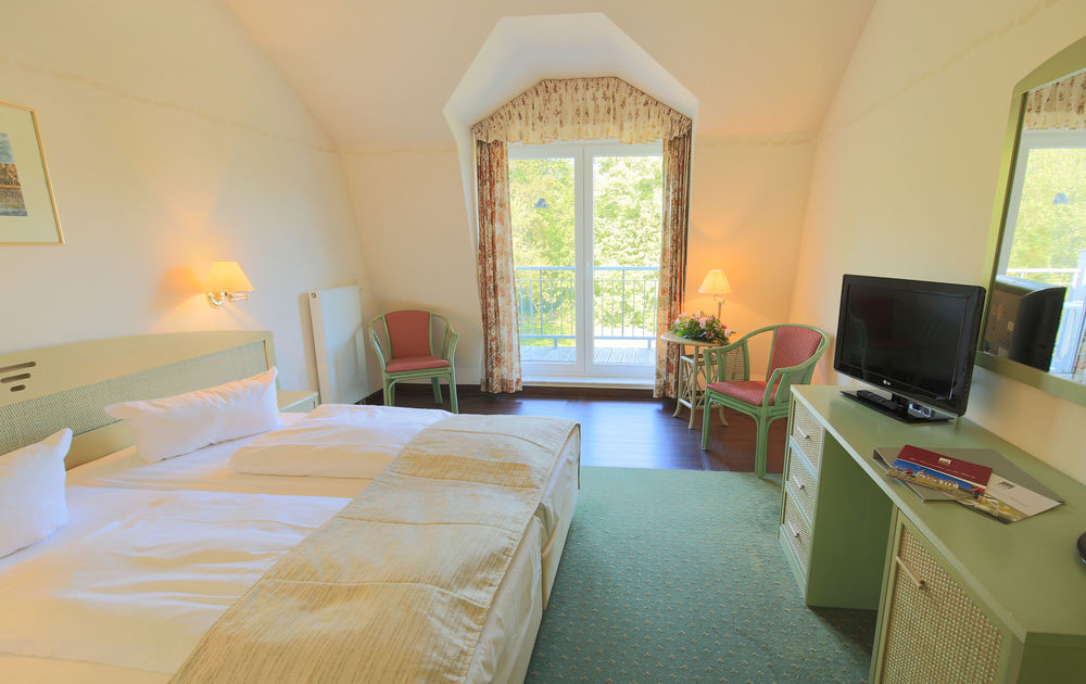 Seehotel Schloss Клинк Экстерьер фото