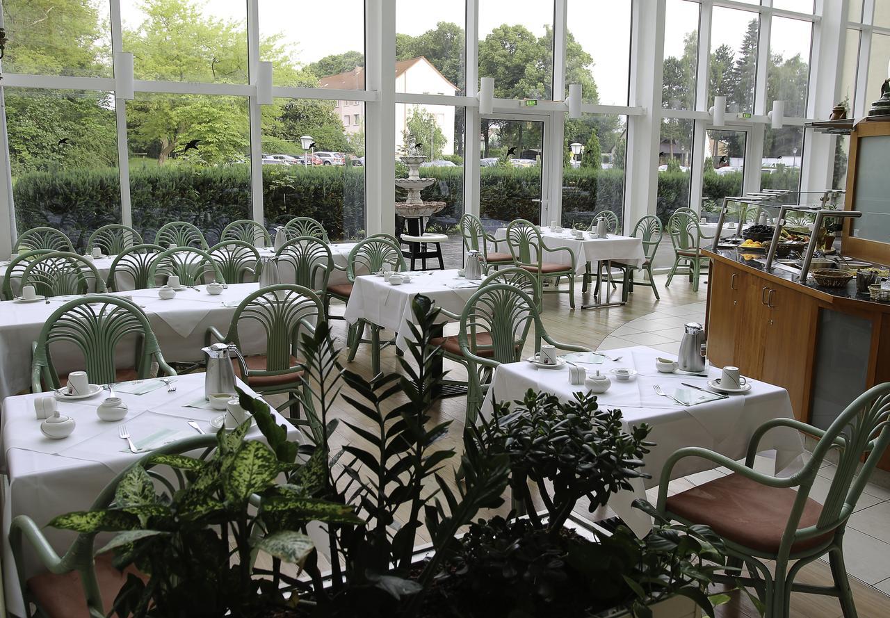 Seehotel Schloss Клинк Экстерьер фото