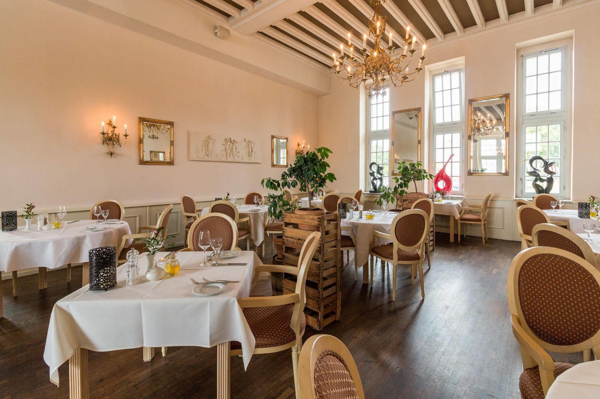 Seehotel Schloss Клинк Экстерьер фото