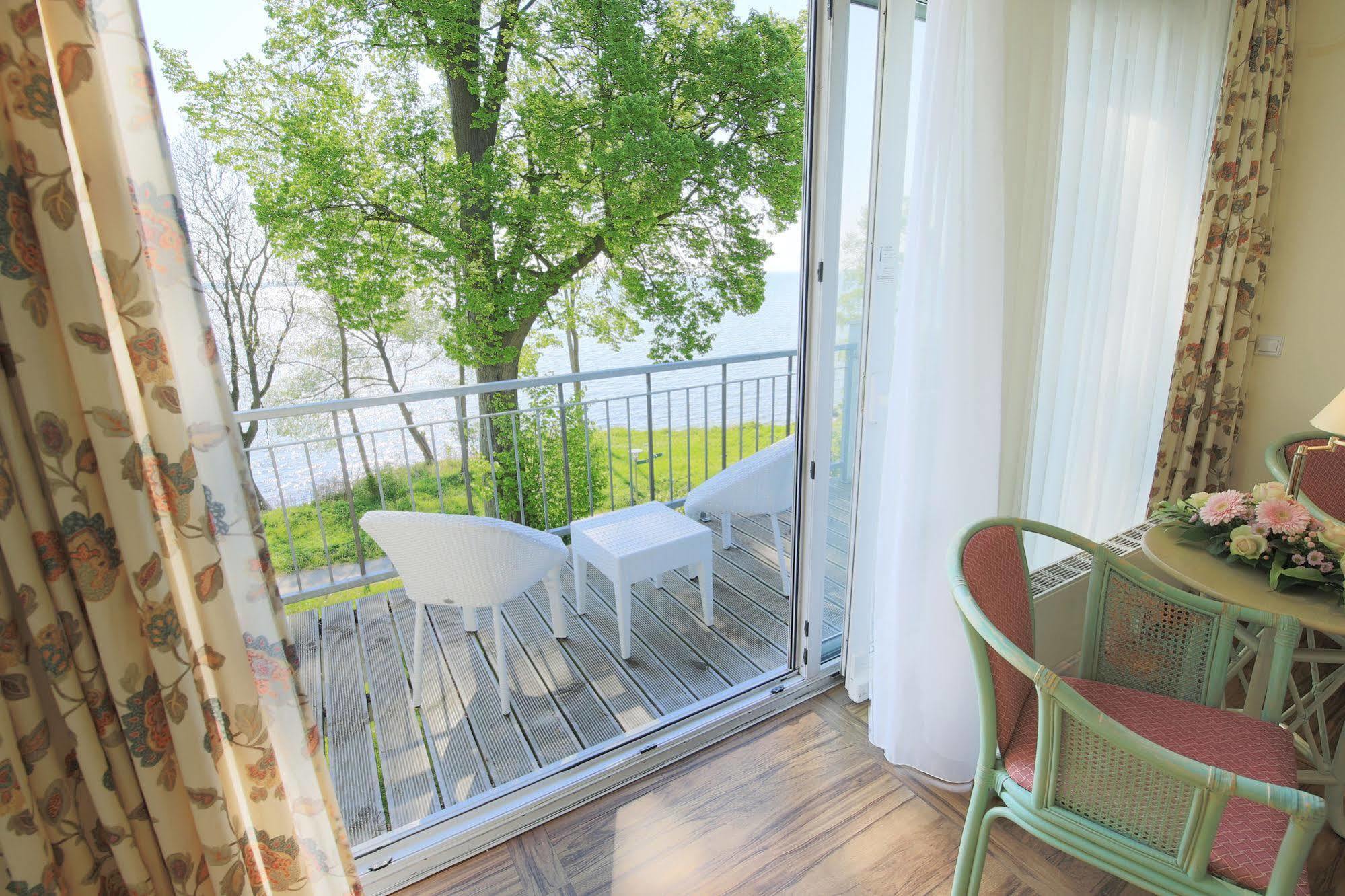 Seehotel Schloss Клинк Экстерьер фото